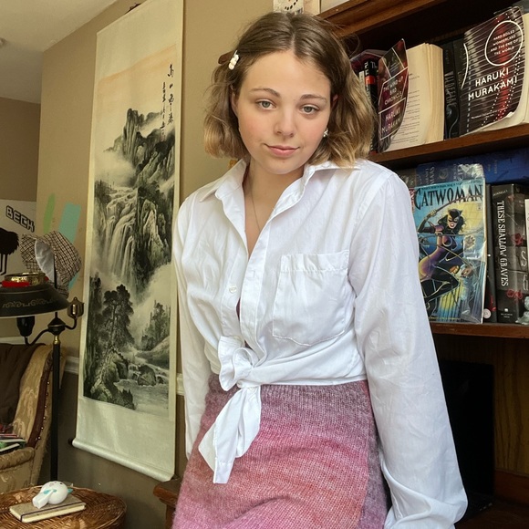 Small white button down - Picture 2 of 3